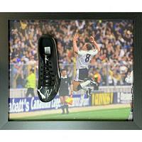 Tottenham Hotspur FC Gascoigne Signed Boot (Framed)
